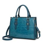 Exquisite Allure: Luxury Crocodile Pattern Shoulder Bag